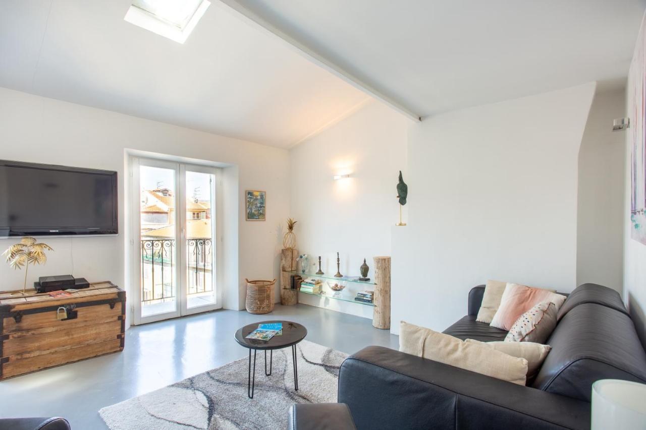 Ross 5- F2, Lumineux, Balcon, Loft, Clim, Vieux-Nice Luaran gambar