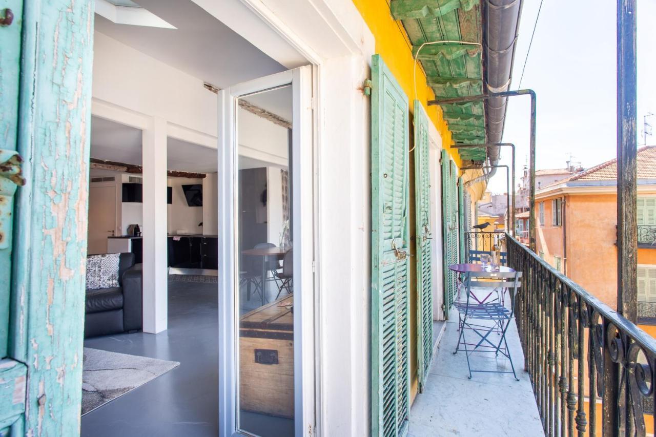 Ross 5- F2, Lumineux, Balcon, Loft, Clim, Vieux-Nice Luaran gambar